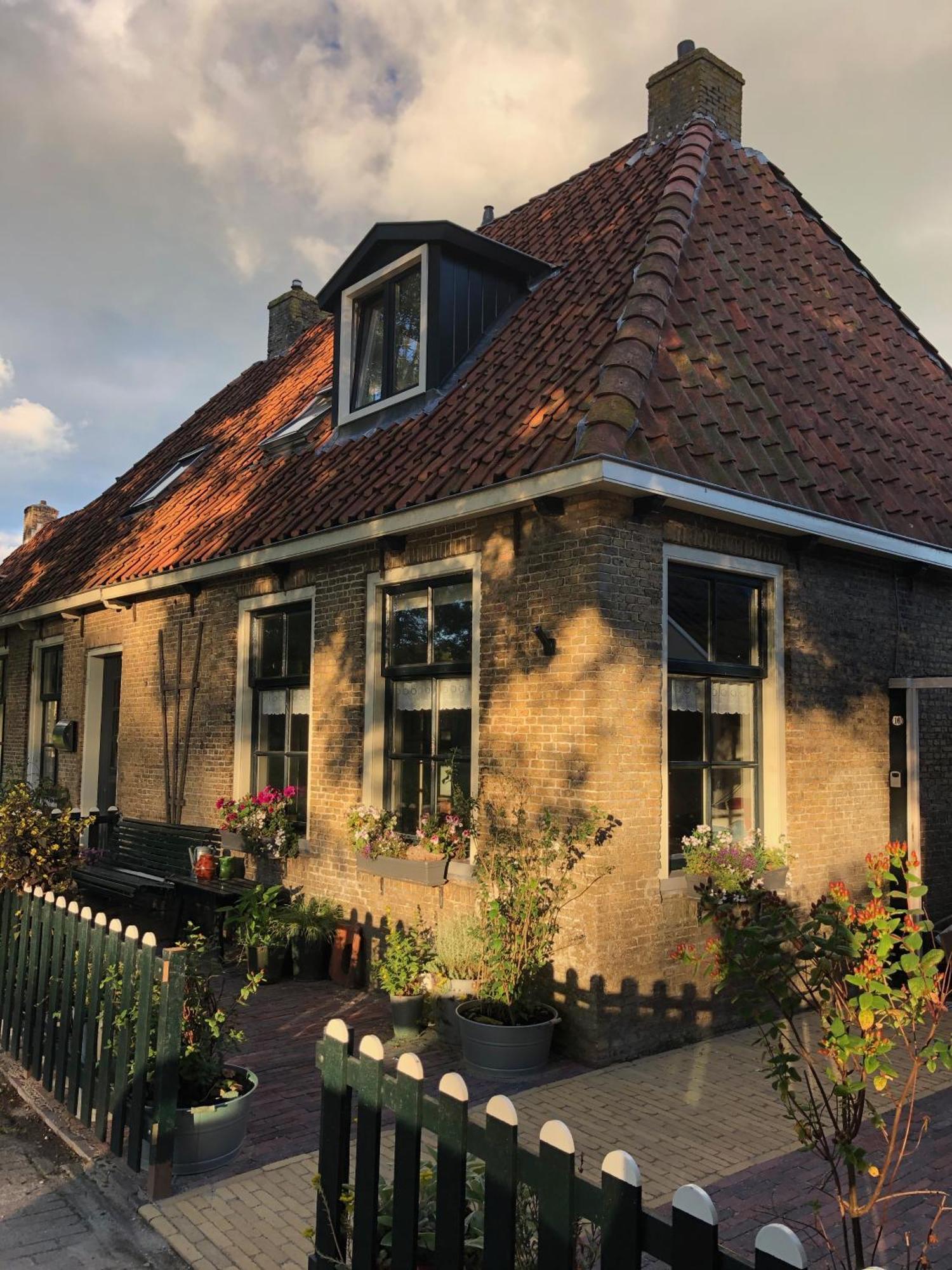 Vakantiehuis In Friesland Voor De Hele Familie Huns Dış mekan fotoğraf